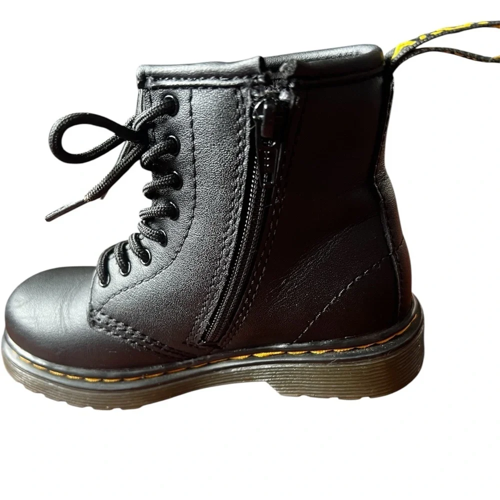 Dr. Martens Black Leather Lace-Up Boots Unisex EUC